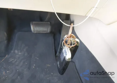 2015 Kia Cadenza Premium из США, поврежденный, VIN KNALN4D70F5182384